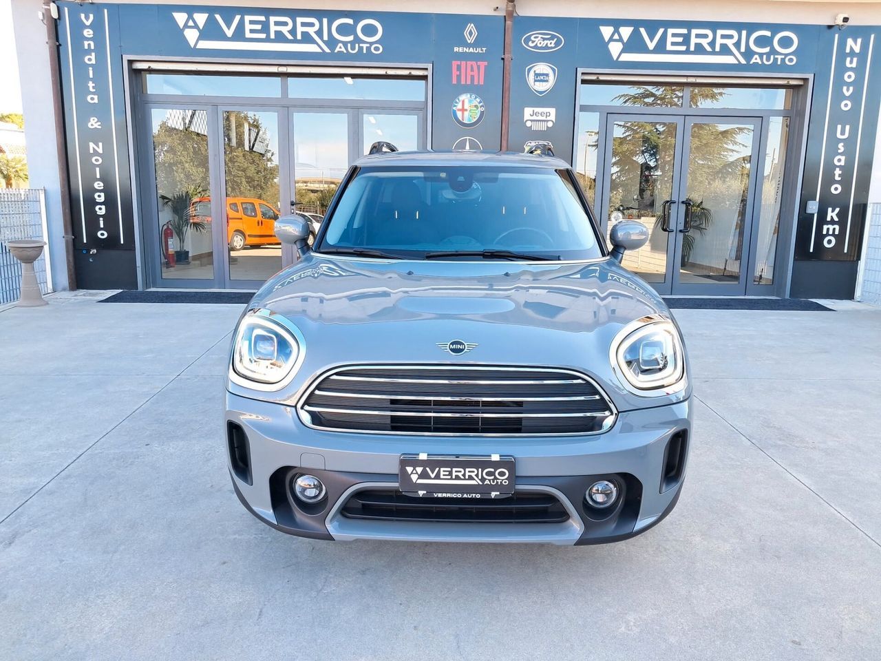 MINI Mini Cooper D Countryman 1.5 116 cv One Automati imagem 2