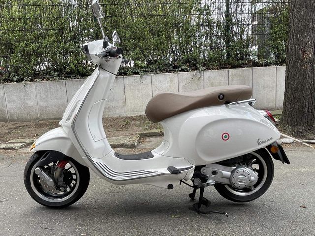 Vespa Sprint 50