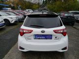 Toyota Yaris Hybrid GR Sport - Toyota Yaris: GR Sport