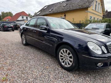 Mercedes E 200 - 2