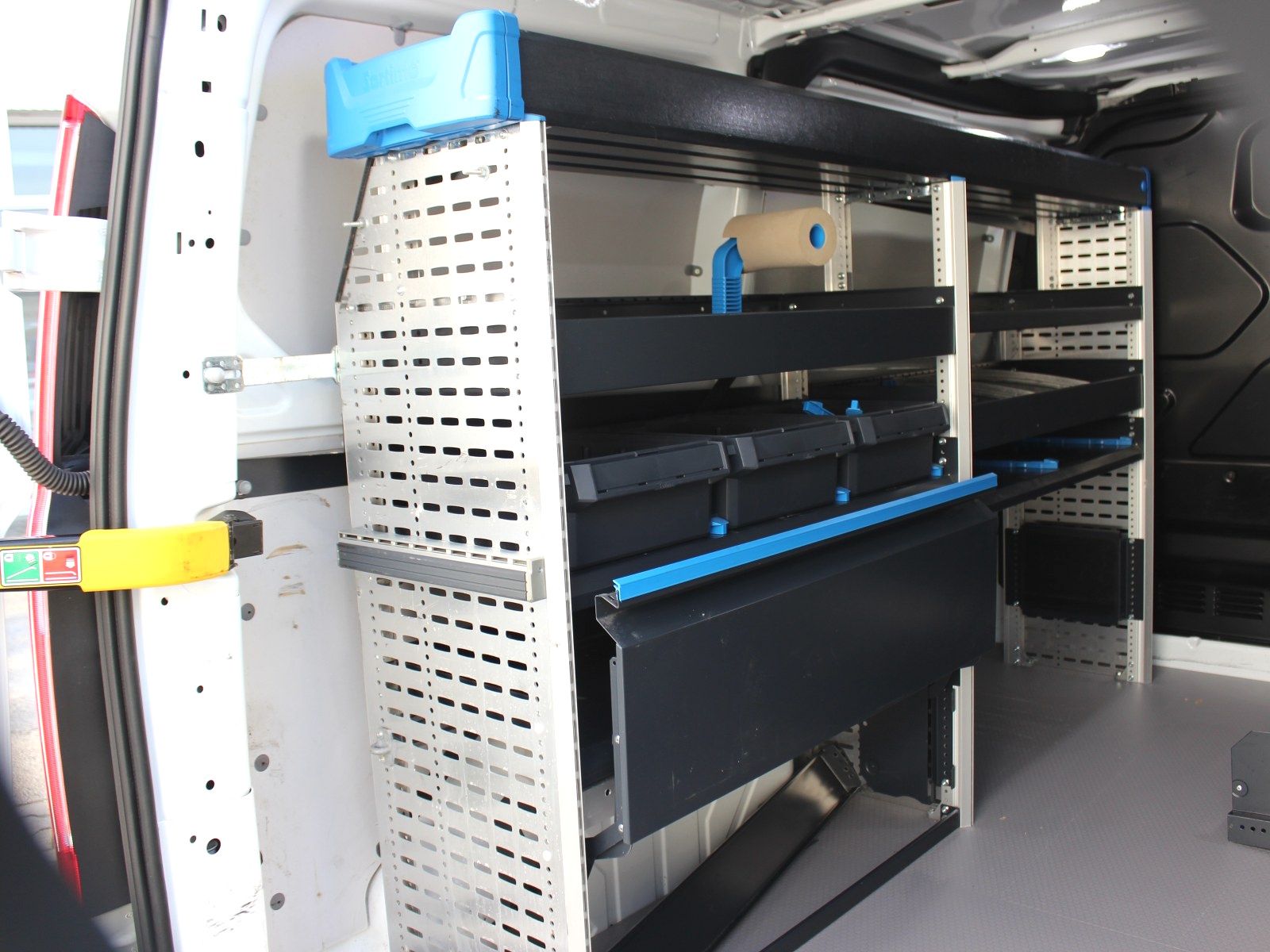 Fahrzeugabbildung Ford Transit Custom 340 L1 Trend Service-Line