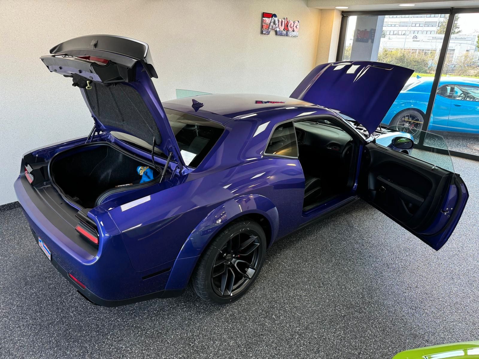 Fahrzeugabbildung Dodge CHALLENGER HELLCAT JAILBREAK-LAGUNA-LAST CALL-