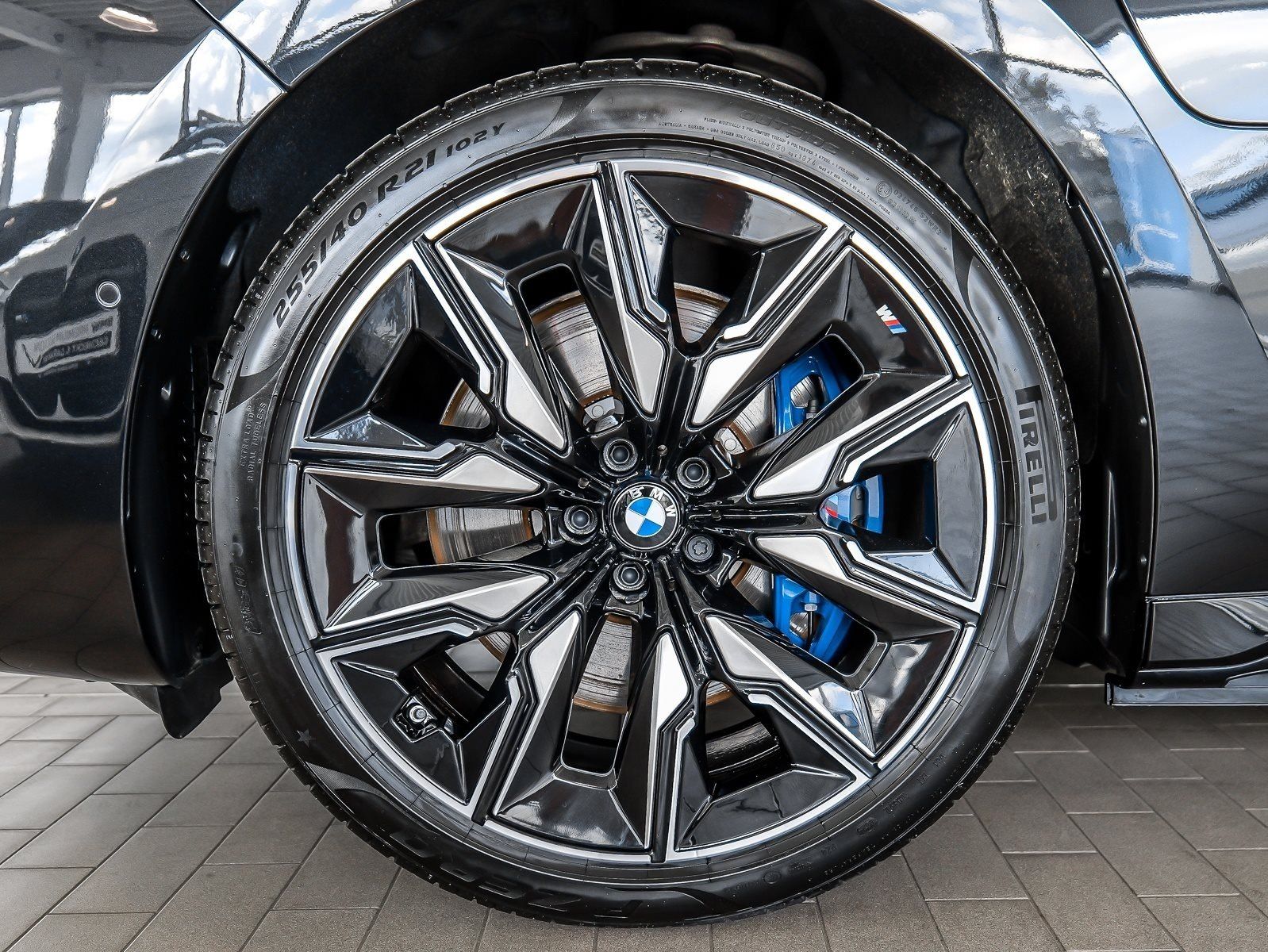 BMW M760 - Bild 4