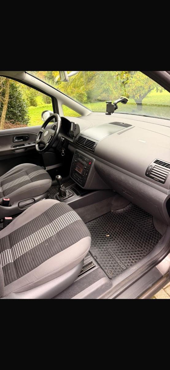 Volkswagen Sharan 2009 — photo 10