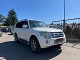 Mitsubishi Pajero 3.2 DI-D Instyle - gebrauchte Mitsubishi Pajero aus dem Jahr 2012