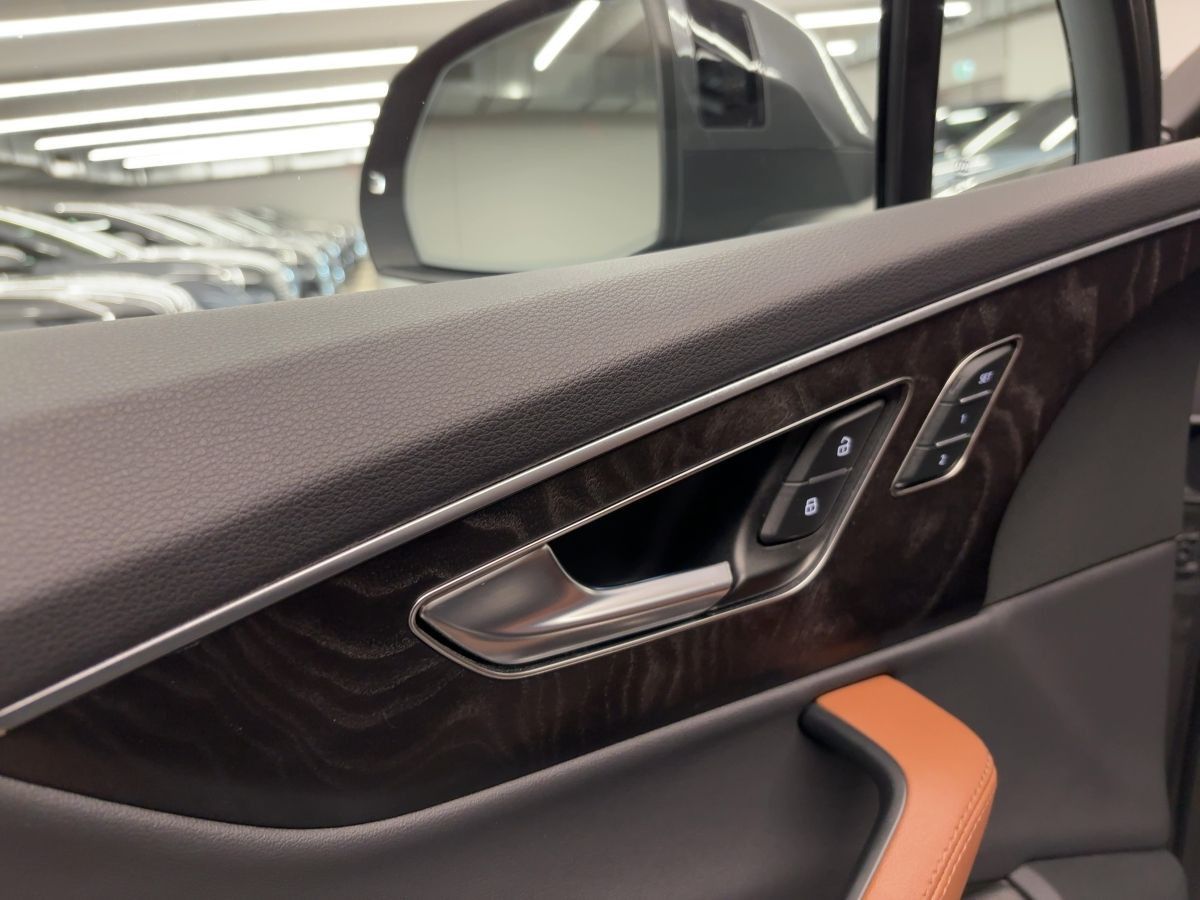 Audi Q7 - Bild 18