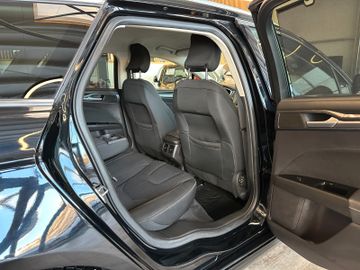 Ford Mondeo Turnier Titanium AWD *AHK*Kamera*Klima*BT