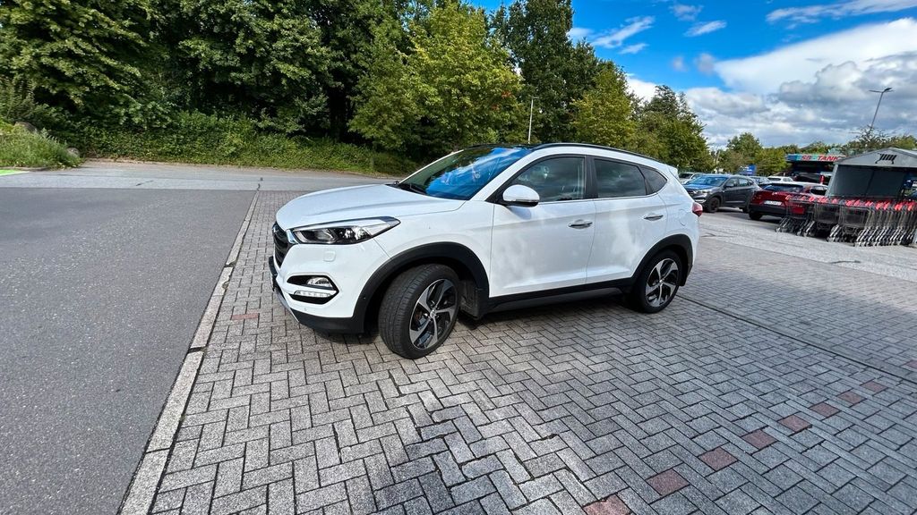 Image of Hyundai TUCSON