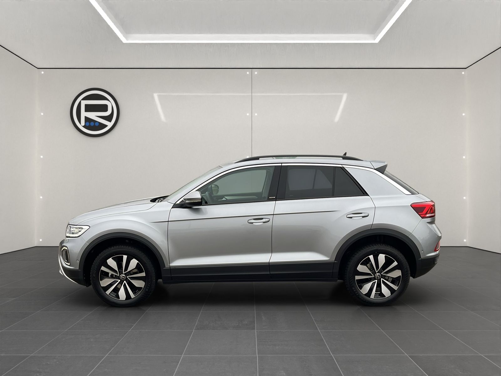 Volkswagen T-Roc 1.5 TSI MOVE DSG foto 3