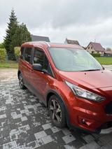 Ford Tourneo Connect 1.5 EcoBlue 74kW Auto Active... - rote Ford Tourneo Connect
