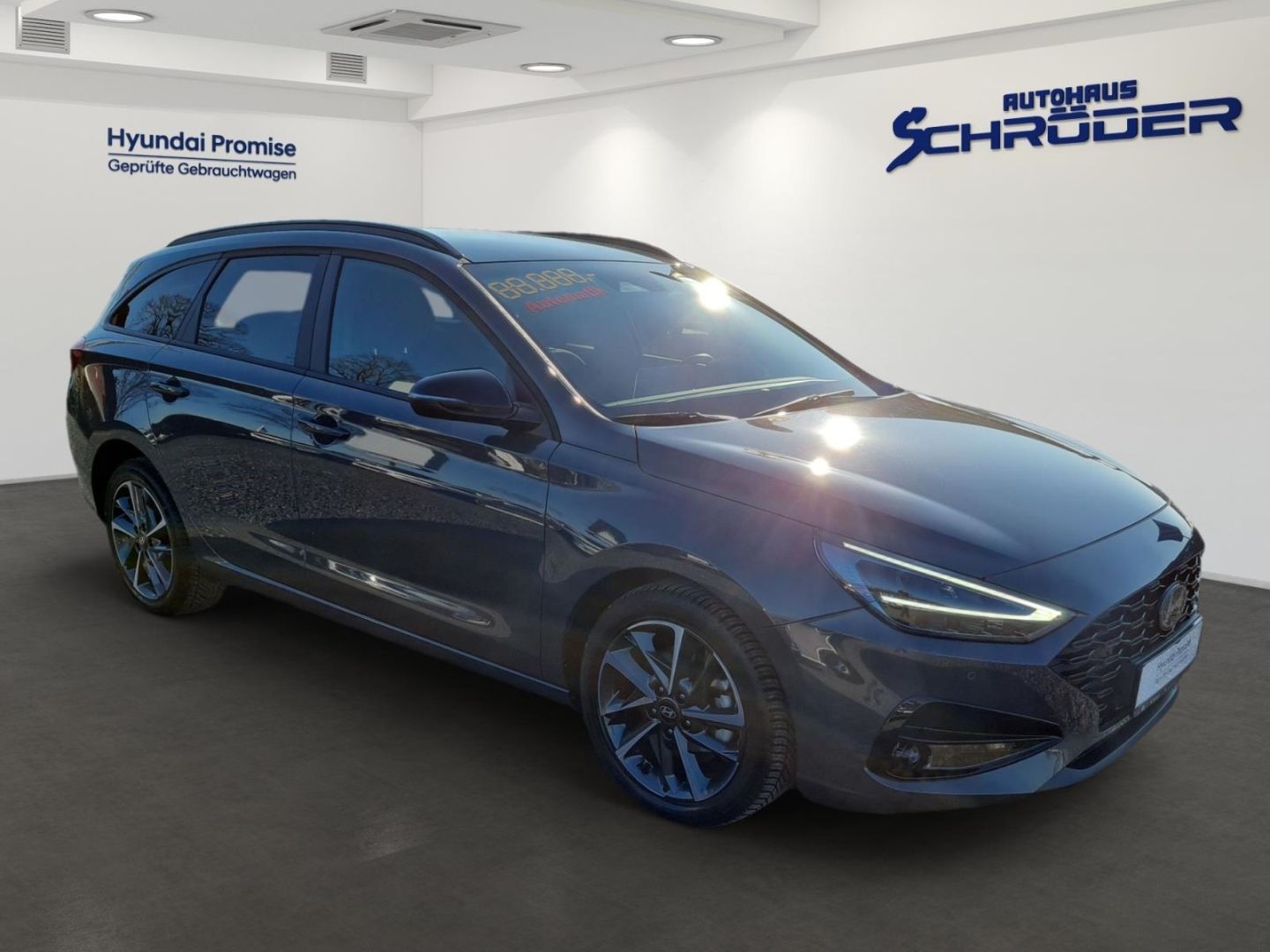 Fahrzeugabbildung Hyundai i30 ADVANTAGE 1.0 AUT. PLUS-P+ALLWETTER+TEMPOMAT