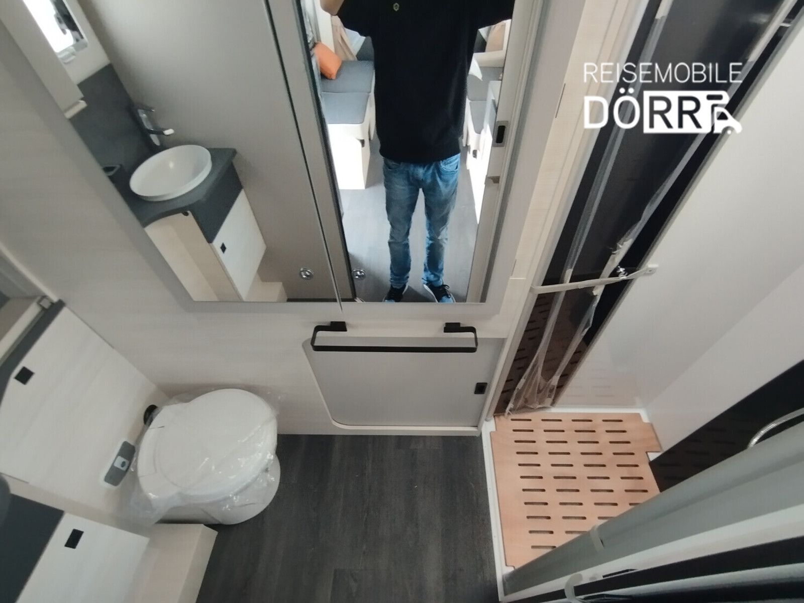 Fahrzeugabbildung Chausson Teilintegriert 640 Titanium Ultimate