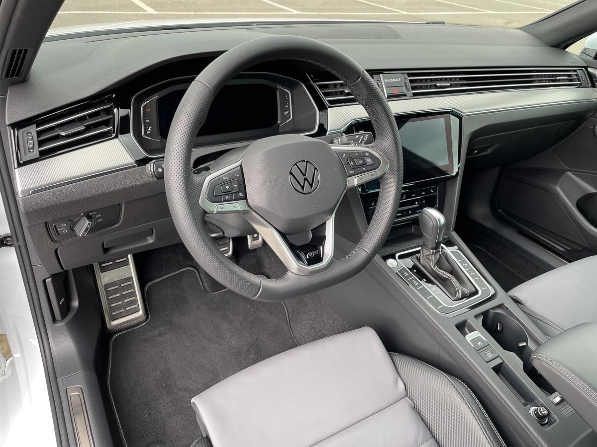 Volkswagen Passat Variant Elegance R-Line 2,0 l TDI 147 kW