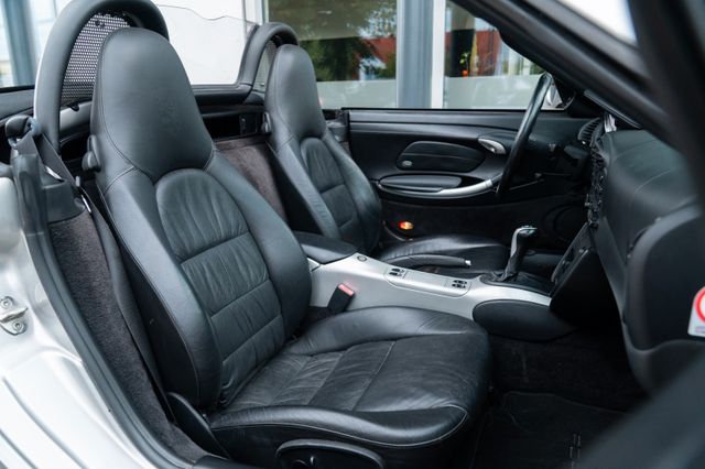Porsche Boxster S/ SITZHEIZUNG/ CD/ HARMAN/ ALARM/ 18" Porsche Boxster S/ SITZHEIZUNG/ CD/ HARMAN/ ALARM/ 18"