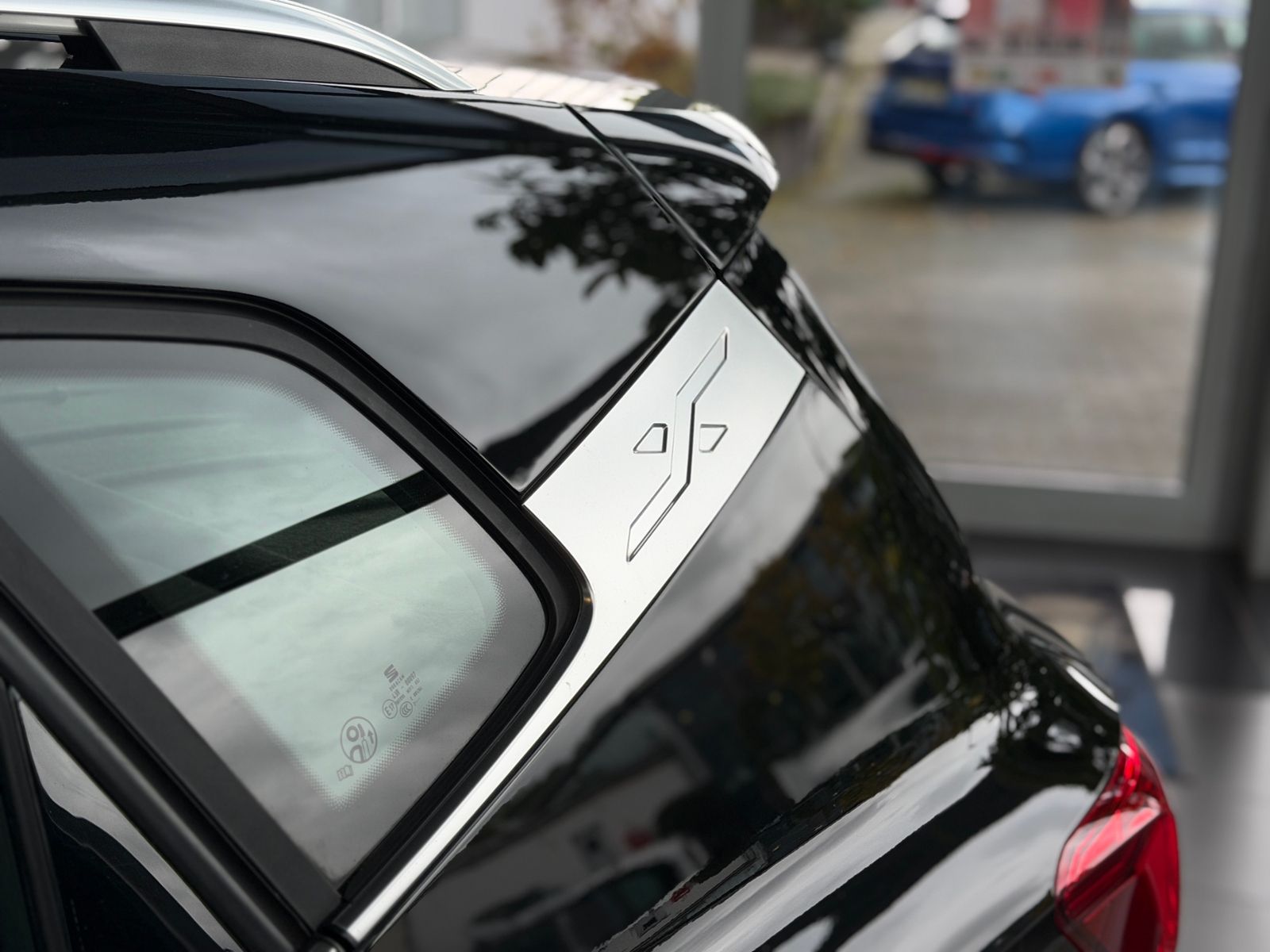 Fahrzeugabbildung SEAT ARONA 1.5 TSI DSG FR KLIMA NAV RFK ACC SHZ 17"