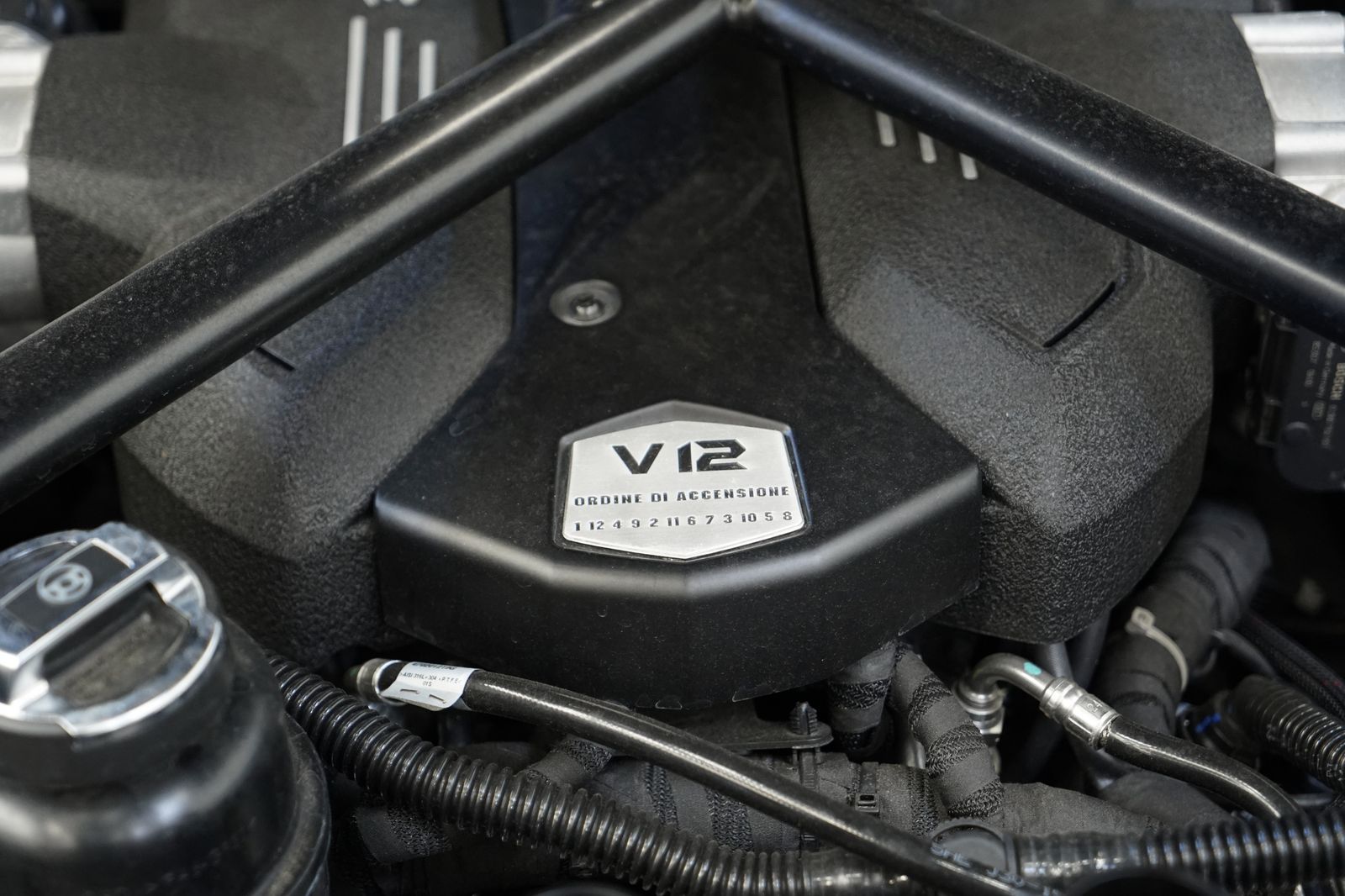 Lamborghini Aventador