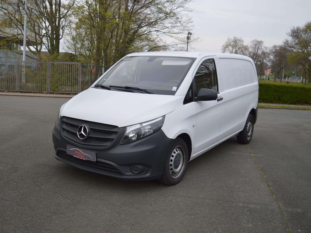 Image of Mercedes-Benz Vito