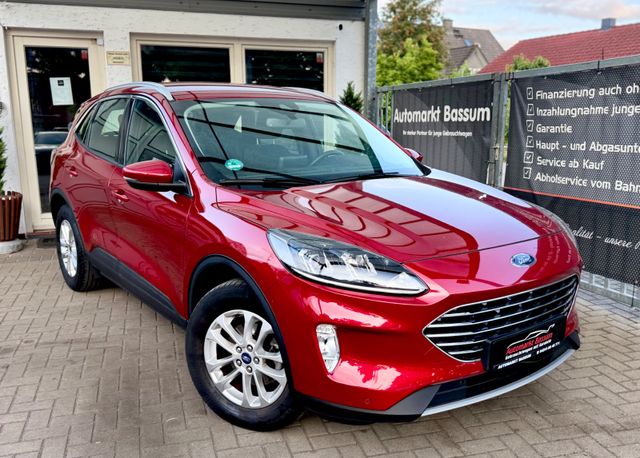 Ford Kuga Titanium Dig. Tacho+RKam+Navi+Shz+beh.Lenkr