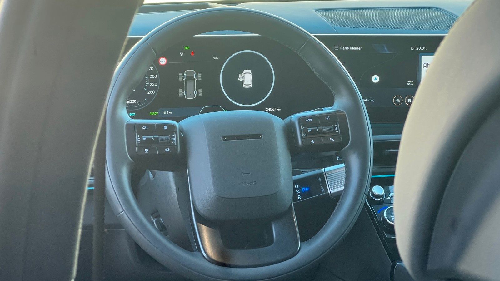 Fahrzeugabbildung Hyundai SANTA FE 1.6T-GDI HEV Blackline *Standhzg*AHK*