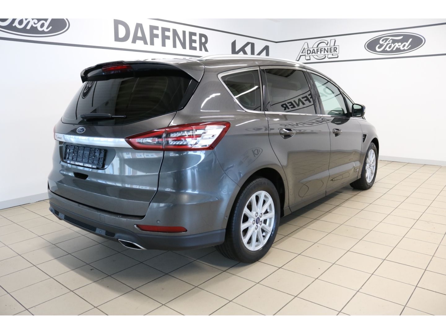 Fahrzeugabbildung Ford S-Max Titanium AWD 2.0 TDCi Automatik LED/Navi