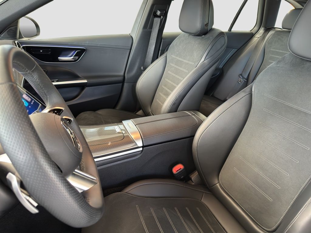 Fahrzeugabbildung Mercedes-Benz C 300 T-Modell AHK*KeyLess*LED*PDC*ParkAss*SpurH