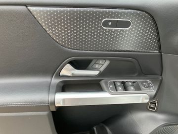 Mercedes GLB 180 - 6