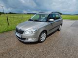 Skoda Fabia 1.2l TSI 77kW Elegance Combi Elegance - Skoda Fabia Elegance mit Benzin-Antrieb