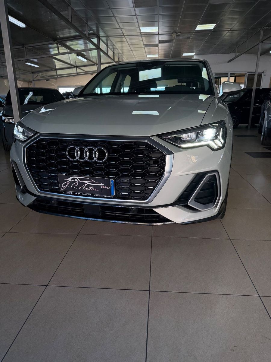 Audi Q3 35 TDI SPORTBACK S tronic line 150CV imagem 3