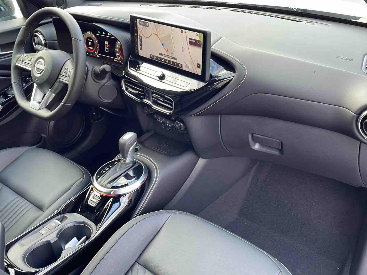 Nissan Juke 1,0 DIG-T Automatik Tekna, миниатюра 16