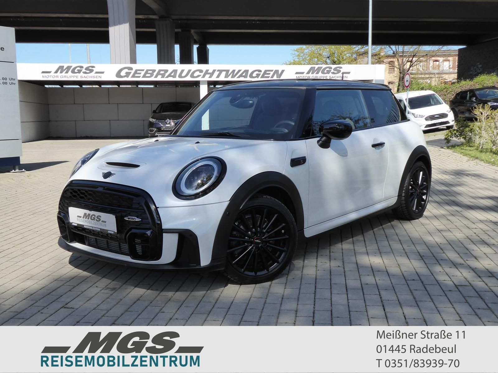 MINI Cooper S 'JCW Trim' #DKG #HUP #NAV #PREMIUM #TEM