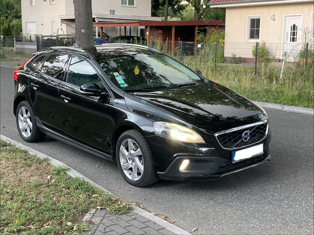 Image of Volvo V40 Cross Country