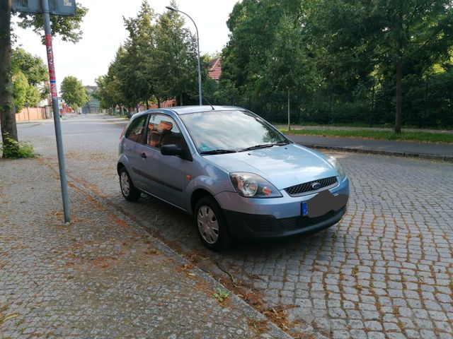 Ford Fiesta 1.3 37 kW -