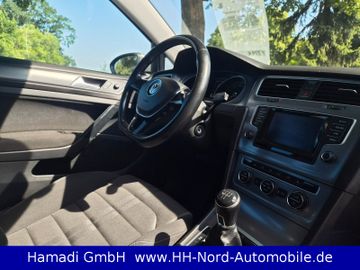 Volkswagen Golf - 8