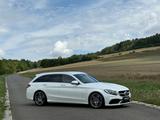 Mercedes-Benz C 63 S AMG/Perf.AGA/LED/Burmester/Comand/HUD/ - Mercedes-Benz mit Benzin-Antrieb: Kombi, 63 AMG