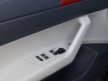 Volkswagen Polo VI ''beats'' 1.0 TSI 6-Gang Soundsystem