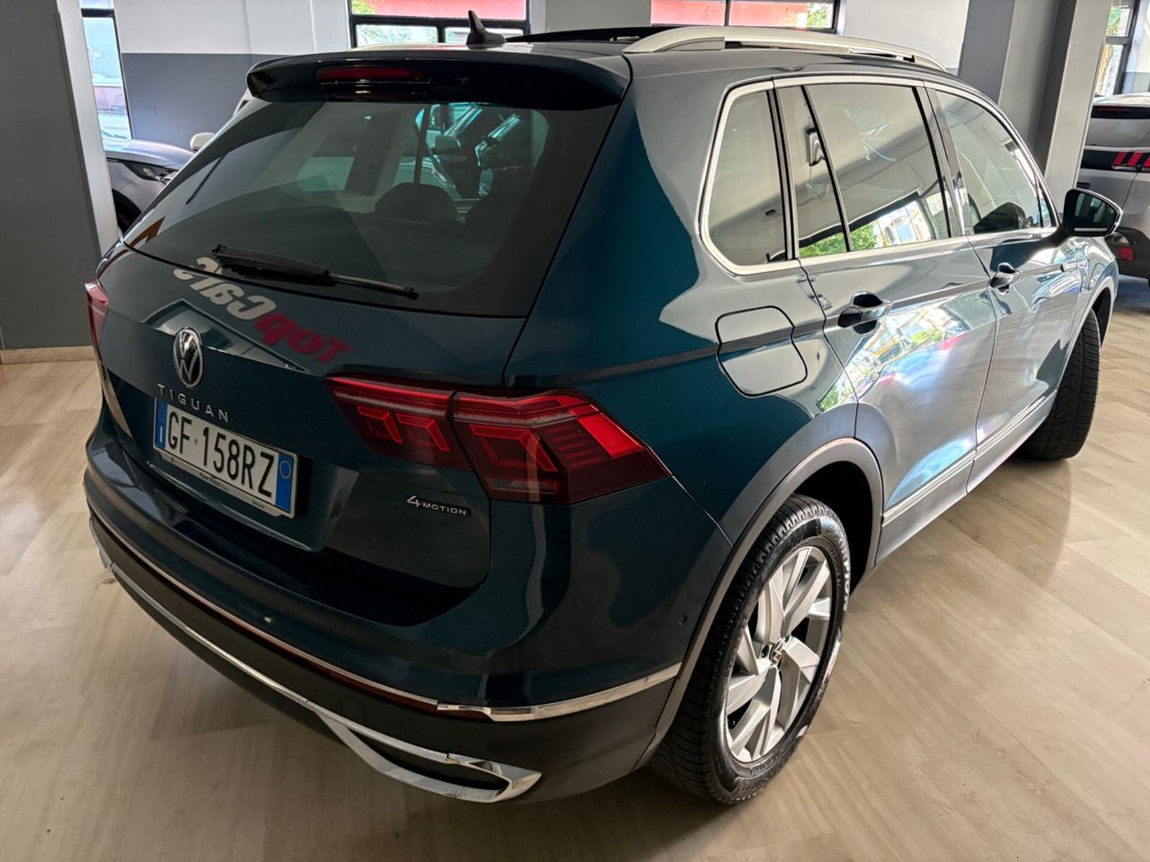 Volkswagen Tiguan 150cv DSG 4MOTION Elegance imagem 3