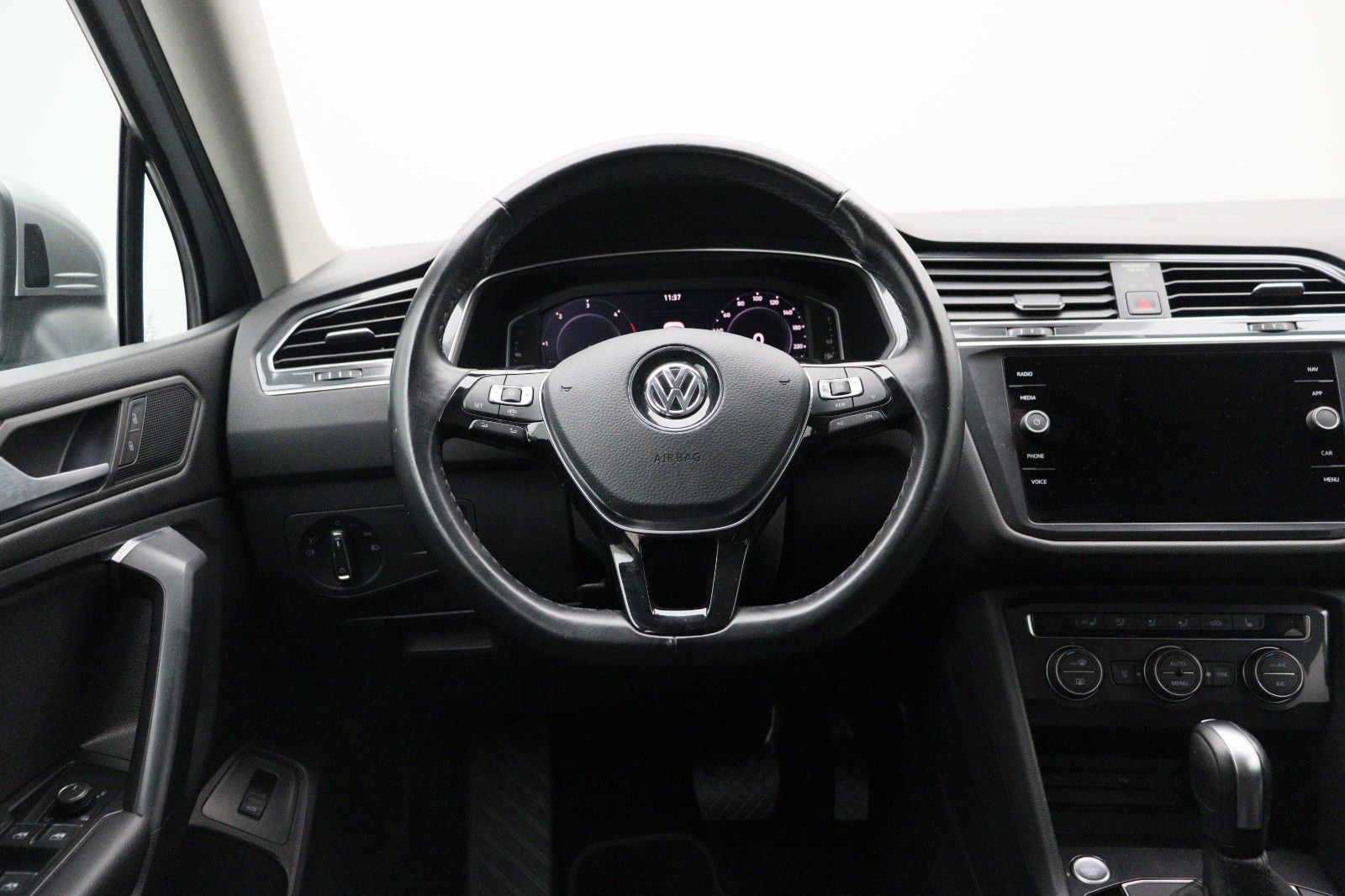 Fahrzeugabbildung Volkswagen Tiguan Allspace Highline 4M ACC Panorama Kamera