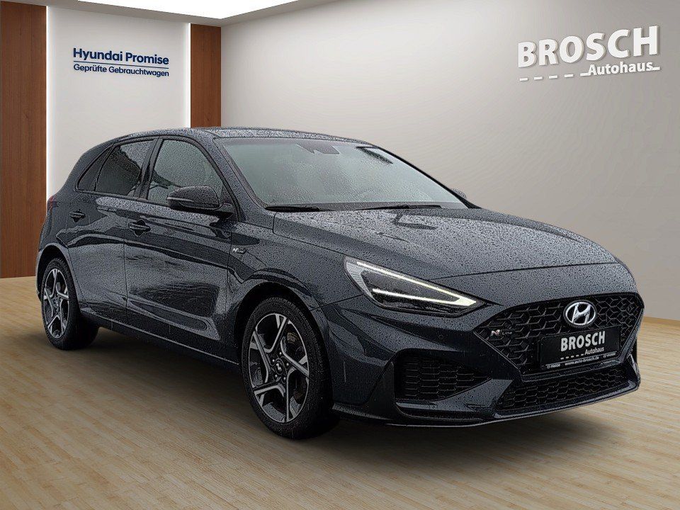 Fahrzeugabbildung Hyundai i30 1.0T N LINE KOMF-P GARANTIE NAV+KAM+SHZ+LED+