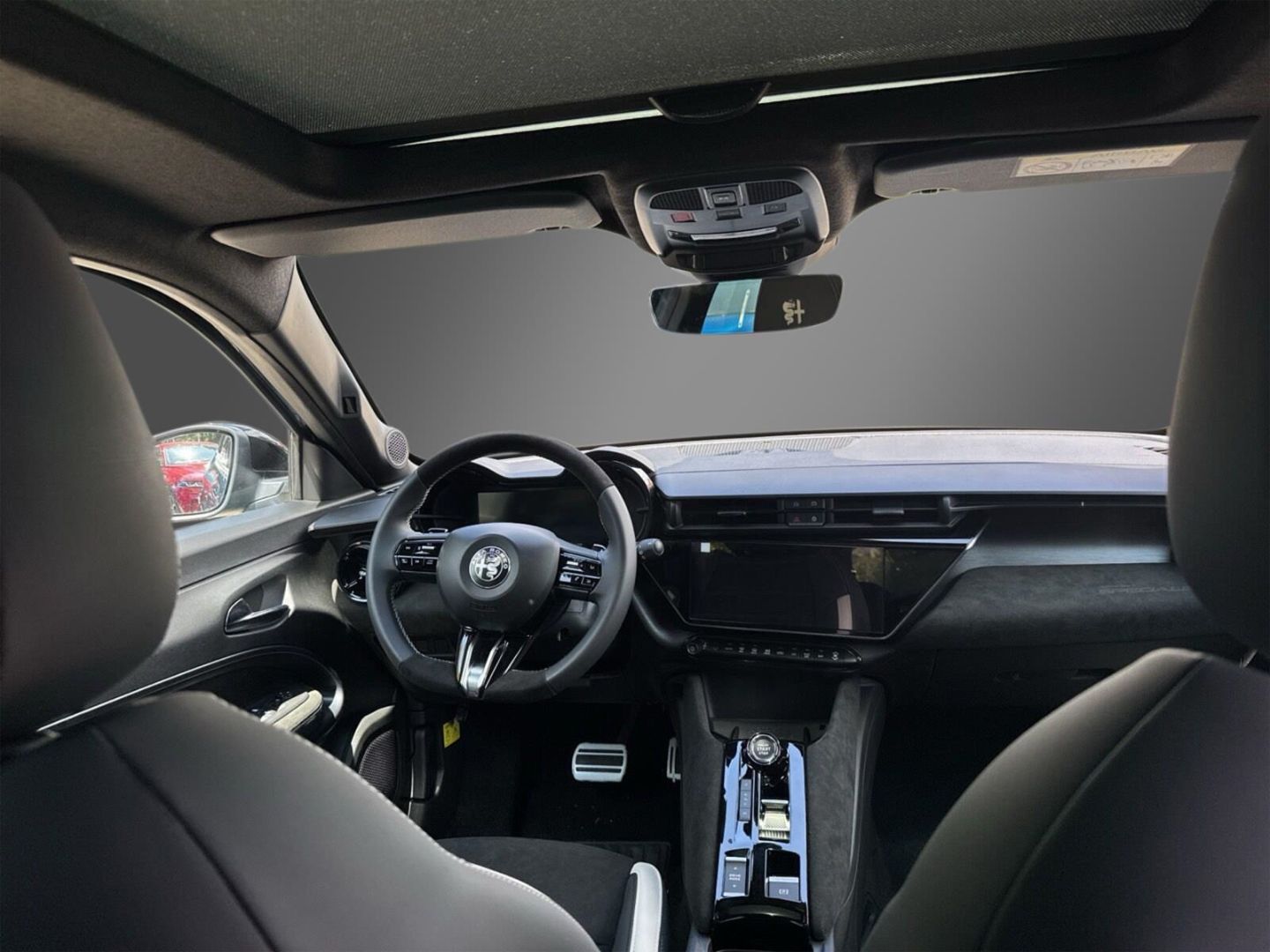 Fahrzeugabbildung Alfa Romeo Junior Ibrida Sport Speciale 1,2 VGT 107kW MY26