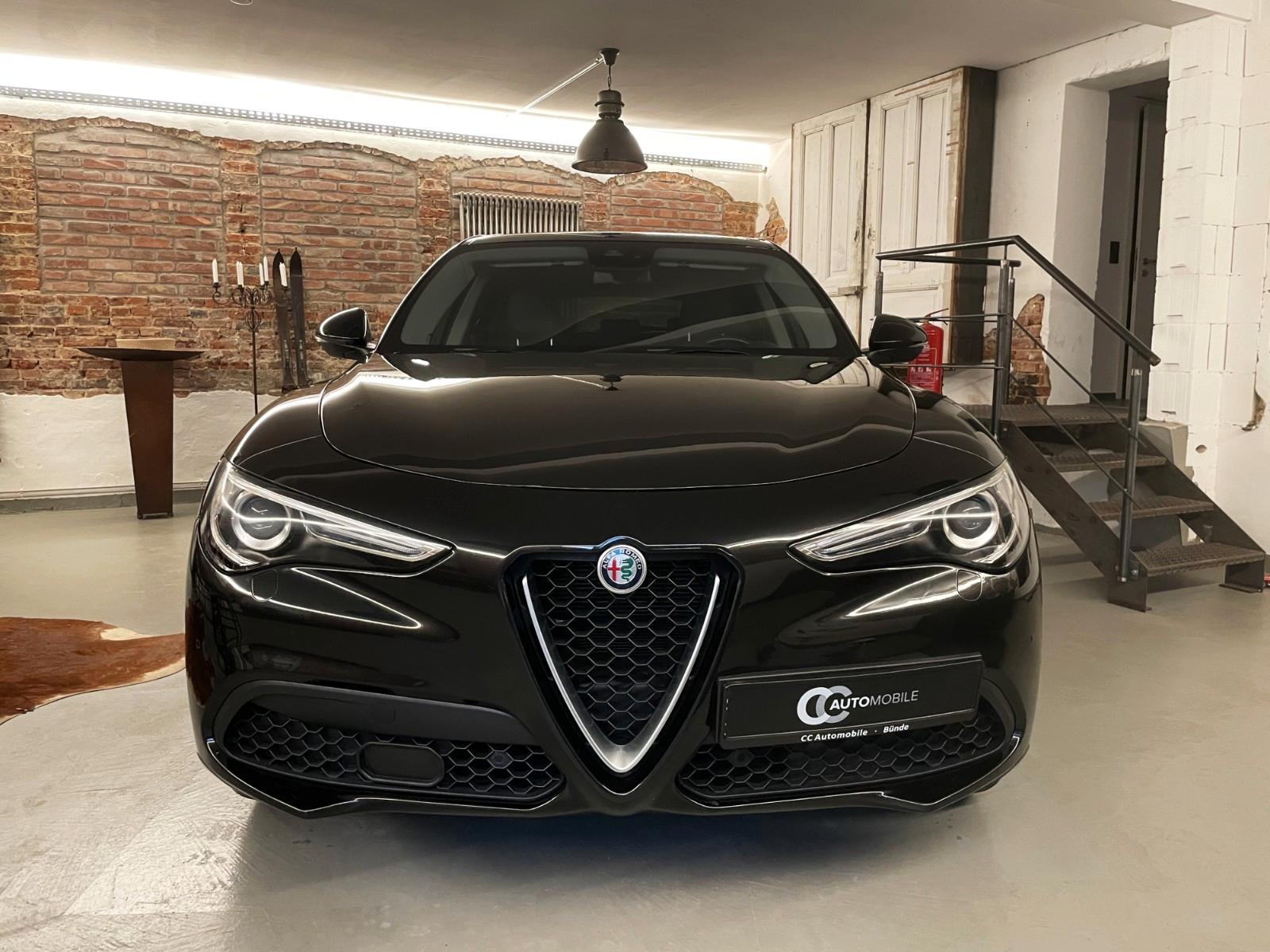 Alfa Romeo Stelvio Lusso Ti Q4 Vollleder ACC RFK el. Sitze