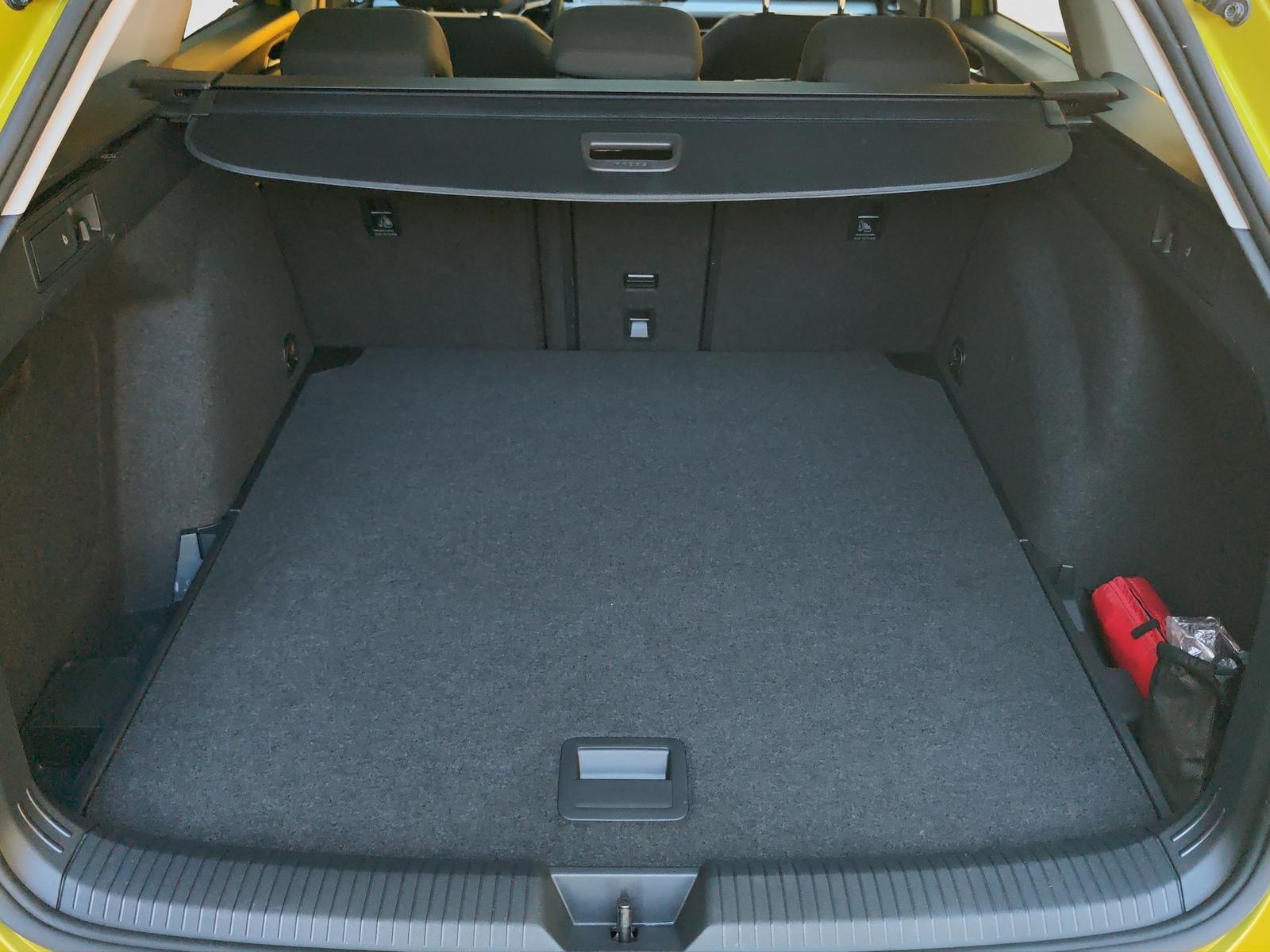 Volkswagen Golf VIII Variant 1.5 eTSI Virtual Pano MATRIX Q, миниатюра 14