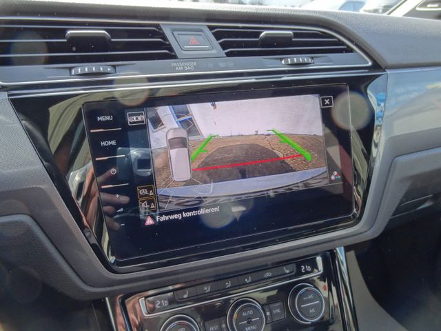 Fahrzeugabbildung Volkswagen Touran/2xR-Line/Pano/AHK/LED/Navi/Voll/Virtual/