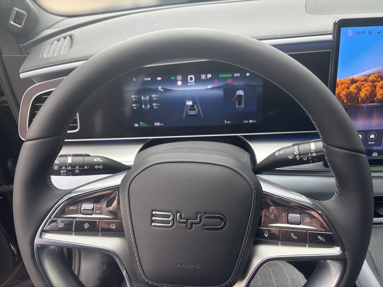 BYD SEALION 7