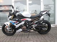 BMW S 1000 R / M-PAKET  /  Akrapovic / Garantie