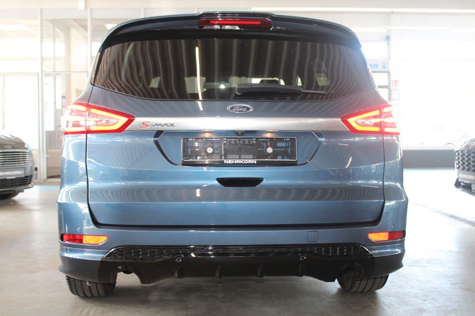 Fahrzeugabbildung Ford S-Max ST-Line Automatik ACC CAM LED Memory uvm.