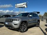 Jeep JEEP - Grand Cherokee 3.0 V6 Limited 250cv auto  - silberne Jeep Grand Cherokee