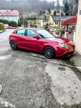 Alfa Romeo Giulietta 1.4 TB MultiAir TCT Voll Unikat - Alfa Romeo Giulietta mit Benzin-Antrieb