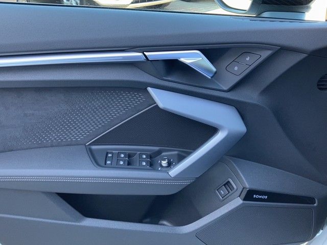 Fahrzeugabbildung Audi A3 Limousine 35 TFSI S-line MATRIX HUD Navi SONO