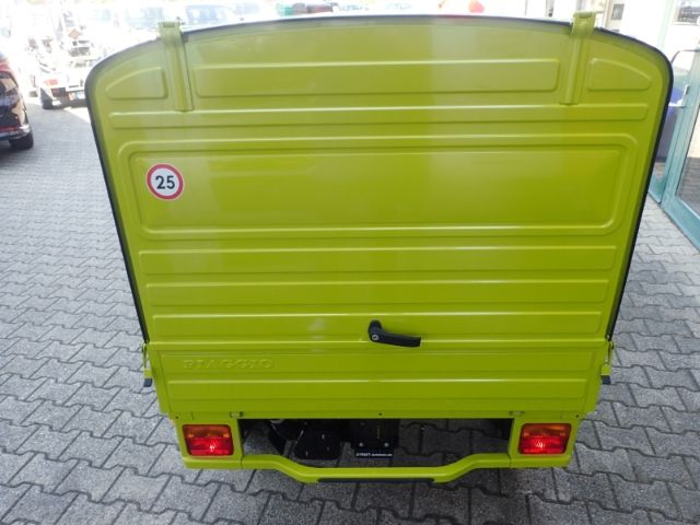 Fahrzeugabbildung Piaggio Ape 50 Kasten Fenster Heckklappe Unterbodenschut