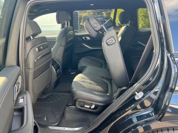 BMW X7 - 12
